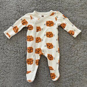 Tea Collection Tiger Print Footed Sleep & Play Organic Cotton Baby Newborn